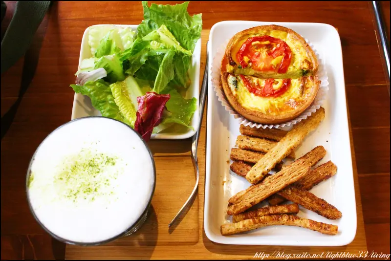 [ 士林區．陽明山美食咖啡廳 ] 亞尼克夢想村一號店～奶香十足的鹹派套餐，cp值不賴