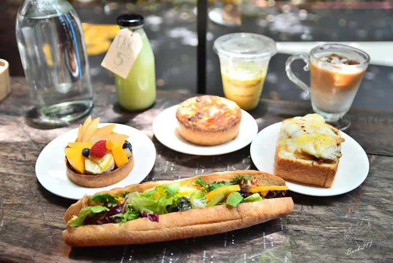 台北大安區.東門.古亭站美食:Take Five 青田街 風流小館與珠寶盒心合作的法式料理.早午餐.輕食.甜點.下午茶(原兔子聽音樂餐廳)