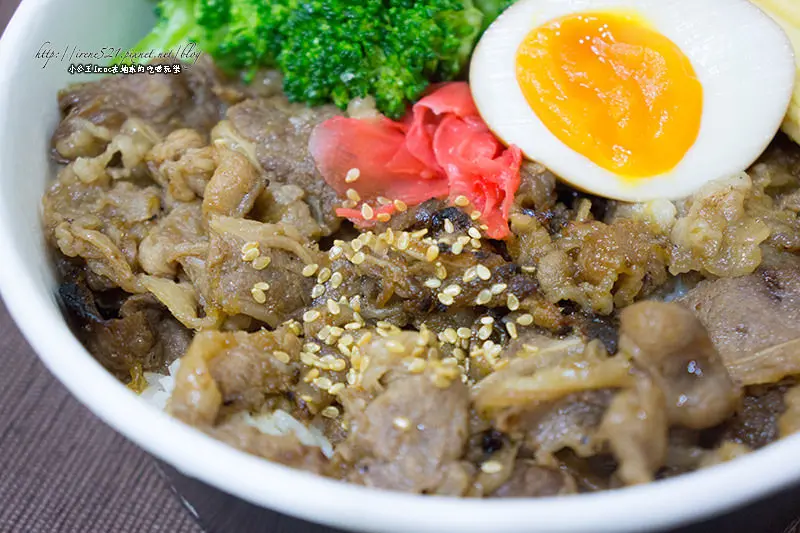 【永和】外帶的美食，香噴噴的誘惑．惡燒肉便當專賣店