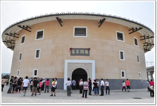 ❤苗栗後龍。客家圓樓~不一樣的建築物