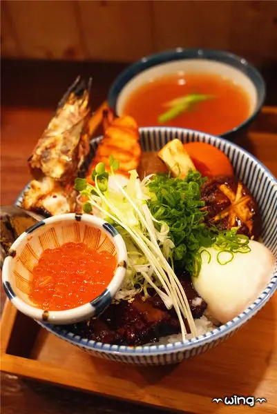 ［台北東區］【職人燒肉丼店舖】職人嚴選牛小排、海陸雙拚海鮮丼飯體驗        
      