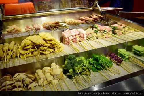 花花，甲飽沒【台北食記】柒串燒屋 一串15元起超平價美食 cp值爆高還可外帶