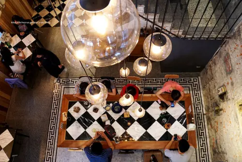 【台南中西區】HG 好擠Restaurant & 好擠Living - 好大好寬敞的好擠.巷弄高人氣老宅.一定要預約