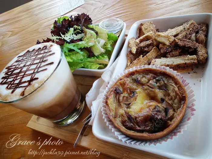 【食-陽明山】二訪最新面貌：亞尼克夢想村1號店Coffee years-美式派塔專賣店