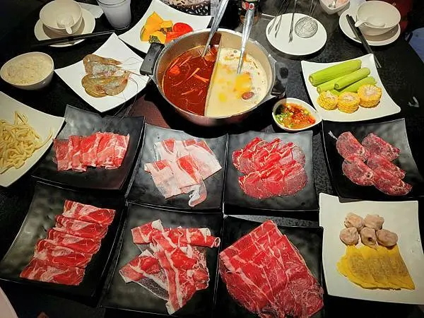 辛殿信義店超人氣麻辣鍋吃到飽全新登場!/台北吃到飽/信義區美食