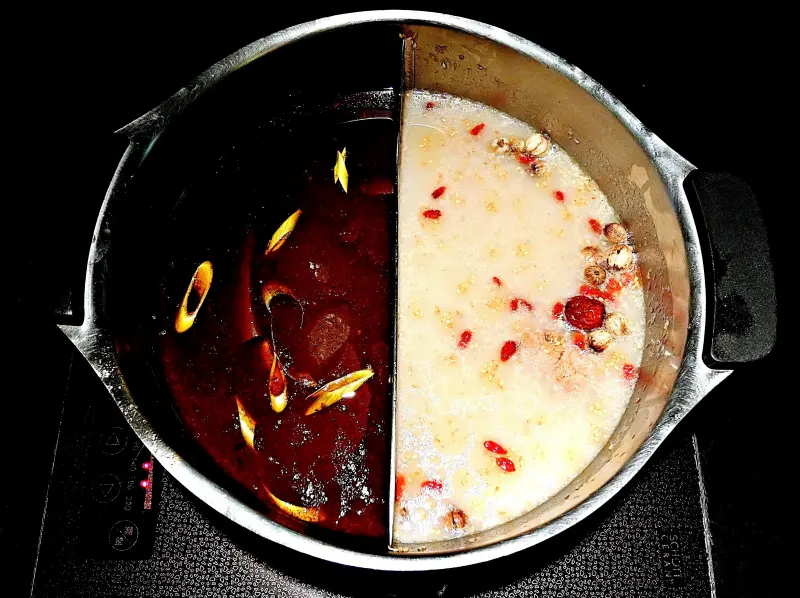 辛殿麻辣鍋(ATT 4 FUN信義店)              