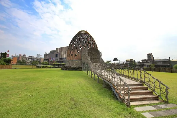 【嘉義景點】嘉義森林之歌 @阿里山林業村，沒想到嘉義也有小巨蛋?? ( 嘉義一日遊/親子遊 )