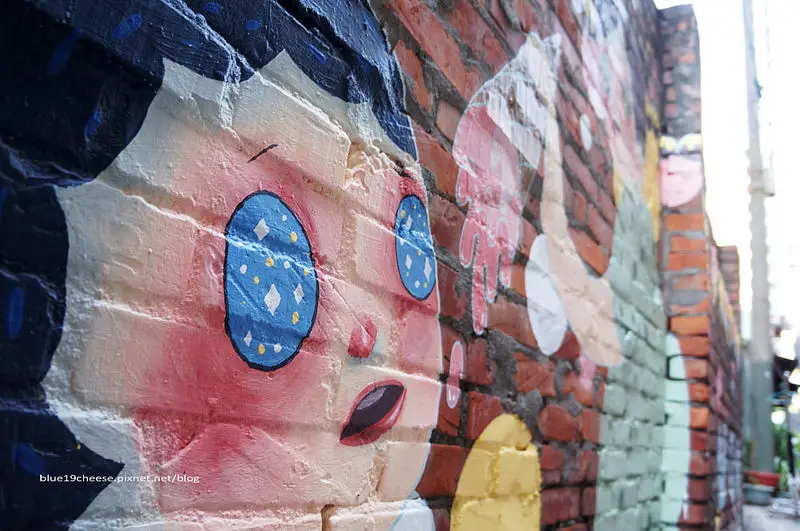 【台中彩繪】忠明13鄰塗鴉社區 - 金典酒店後.大約15分鐘拍照加自拍行程