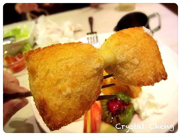 【台北好食推薦】Love one  樂昂咖啡 好有創意可愛法式蜜糖領結啾啾!