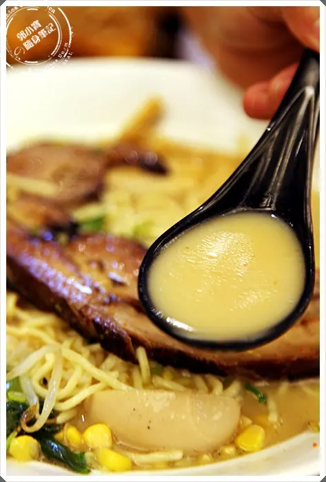 【『食記美食。高雄大樹』食8番日式拉麵。定食　用心做好料|義大購物廣場美食街 2014.09.25 】