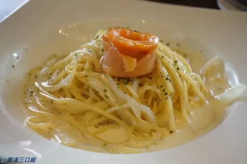 【食記】高雄新興_薄多義義式手工披薩@感受原汁原味的義式風情 創意與想像力的無限激盪