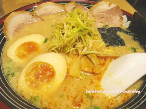 [美食] 台北 濃郁系湯頭的屯京拉麵 ‧ 來自日本的美味 (中山站)