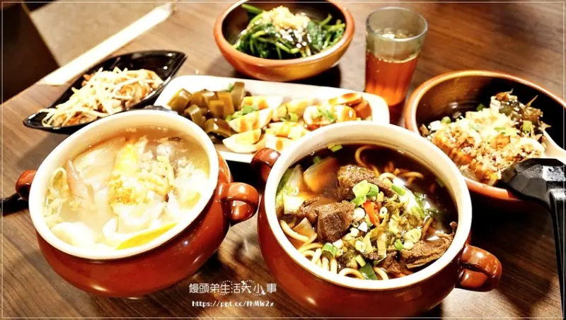 【鶯歌美食】鶯歌甕仔麵／鶯歌老街～硘仔窯商店街，大推海鮮甕仔麵，CP值超高，小菜好吃，環境寬敞明亮，提供酸梅湯無限續喝