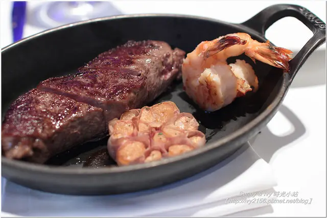 【台北中山食記】國賓飯店 - A Cut 牛排館。精緻的午套餐,為浪漫加分