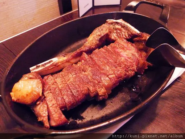 GRD3日誌---06032015 A Cut牛排館:90天乾式熟成澳洲草飼