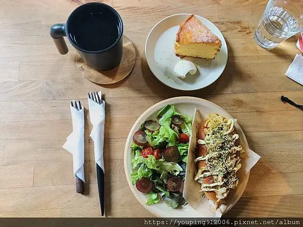 台北大安區｜溫床 NETS，榮登近期最愛的無限時咖啡廳，可以很慵懶看本書，也可以忙裡偷閒地喝杯咖啡(附菜單)！