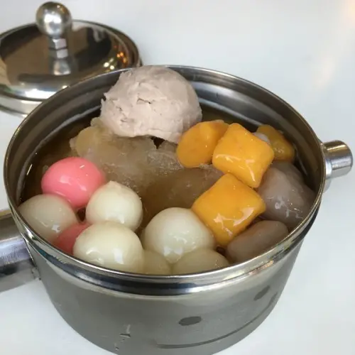 台中美食｜打鐵豆花-台中連鎖豆花，激推湯圓配料