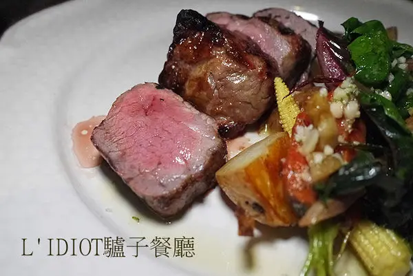 ◆台北中山【華泰王子大飯店-LIDIOT驢子餐廳】激推美國紐約客牛排。捷運雙連站美食。愛評體驗團