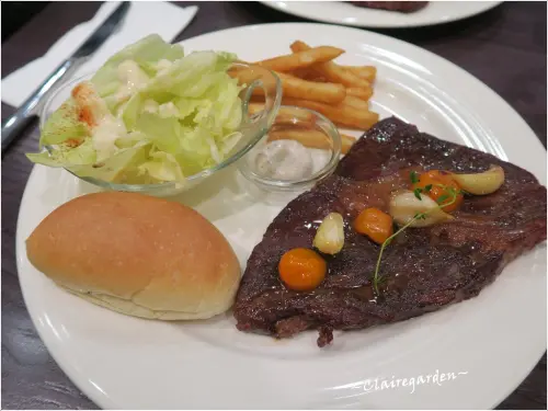 台北 捷運北車 瓦法奇朵~大塊牛排X平價價格