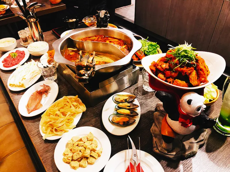 瓦法奇朵 爽辣麻辣鍋半價 正宗川菜買一送一 還送爆漿蛋糕 台北車站不限時餐廳 台北最高CP值鴛鴦鍋川菜