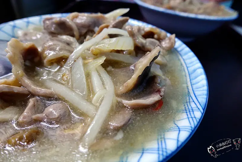 【三重小吃】北港龍門生炒鴨肉羹‧三十年老字號，三重人無人不知！通通均一價六十元！/三重龍門路/三重美食