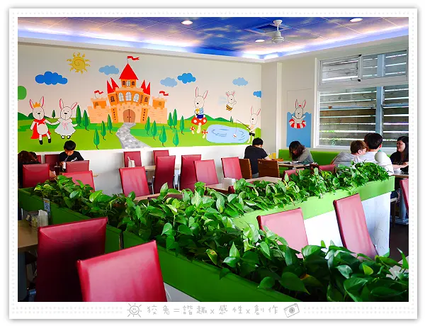 [台南食記] O2 Brunch歐圖早午餐廚房~相見恨晚的兔兔餐廳！平價法式套餐&太陽公公套餐&炸歐戀！(新市南科店) ♥南科人專區♥ 