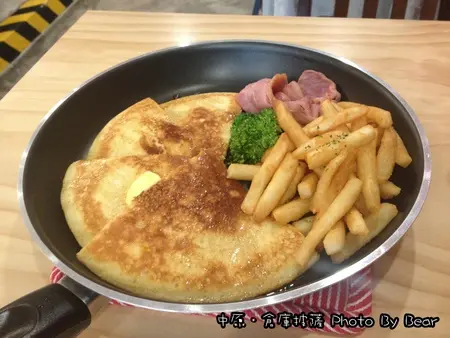 【美食】「中原．來倉庫呷早頓之倉庫披薩」