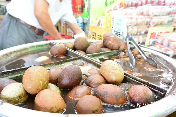 台北淡水 捷運關渡站 生發號 三味蛋 皮蛋 鹹蛋 鐵蛋 名產伴手禮