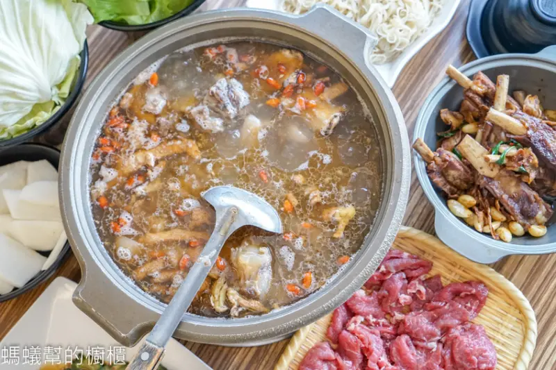 溪湖春芳羊肉爐燒烤(東環旗艦店) | 旅行應援團溪湖羊肉爐推薦，50年羊肉爐老店，溪湖必吃美食。 - 螞蟻幫的櫥櫃