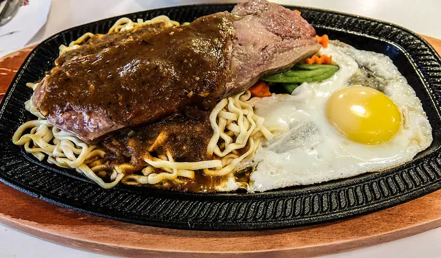 台北 捷運松江南京站 一手好排 平價牛排 & 迷你火鍋