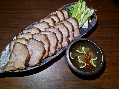 台北小巨蛋站 夜食好去處 響‧串燒食堂