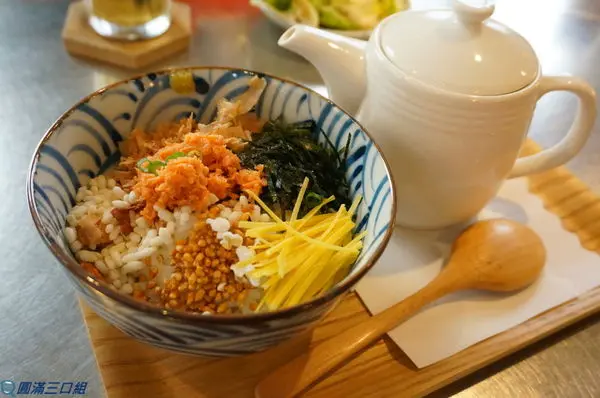 【食記】高雄新興_喜八珈琲店@咖啡店裡走著日式風 呈現了種文化交流的美感