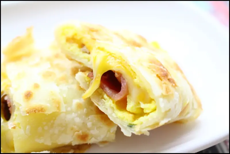 [ 內湖美食 ] 內湖Bus蛋餅～早餐就來吃酥皮蛋餅配豆花吧！