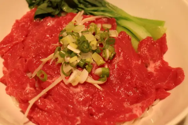 台北‧信義區「御牛殿麵鍋食堂」莊敬店