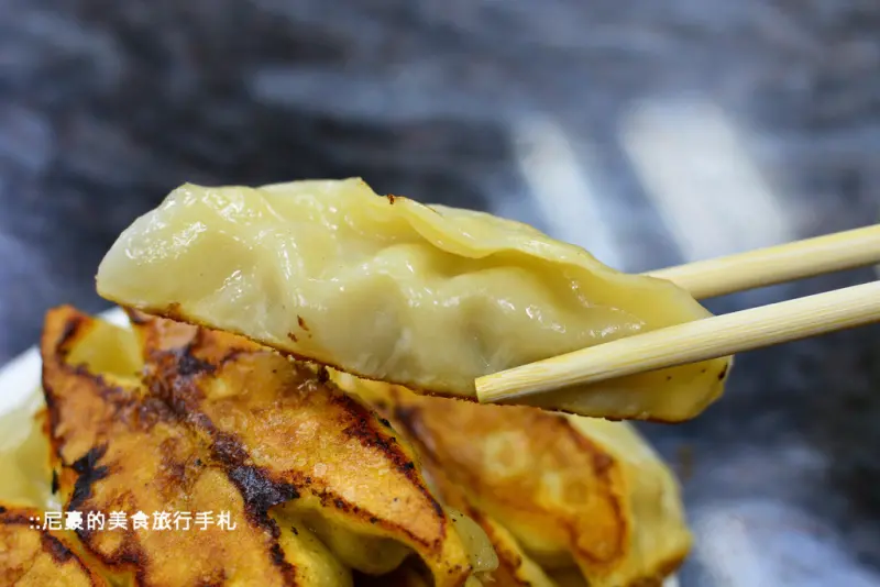 [新北汐止] 阿財鍋貼水餃專賣店 內餡飽滿爆漿鍋貼 汐止美食推薦食記