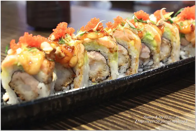 【台北大安食記】德相N.C.I.S美式加州壽司。創意滿點的壽司混搭