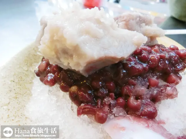 
【台中西屯】大甲芋頭城 | 逢甲夜市內 綿密芋頭鬆軟紅豆 搭配挫冰將甜味降低 夏季消暑冰品
