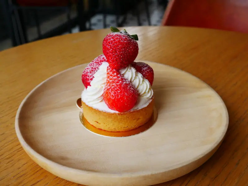 【Angelas日嚐】激推招牌1%檸檬生乳酪蛋糕，台中必吃乳酪蛋糕，公益路上的美好滋味，乳酪蛋糕專賣【1%Bakery】