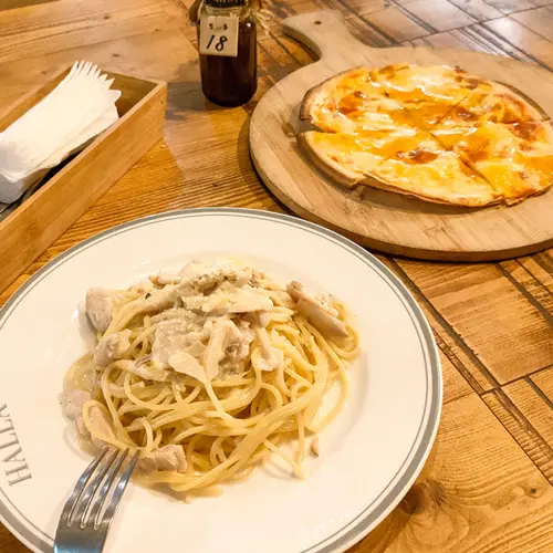 板橋美食。Halla義式餐廳  工業風平價早午餐義大利麵  體重控制首選健康餐盒