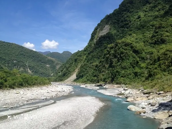 花蓮玩樂景點 翡翠谷 木瓜溪 水濂瀑布 慕谷慕魚 溯溪 玩水 