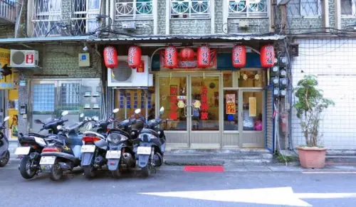 【台北美食】阿仁炒飯-粒粒分明網路評價極高的炒飯店