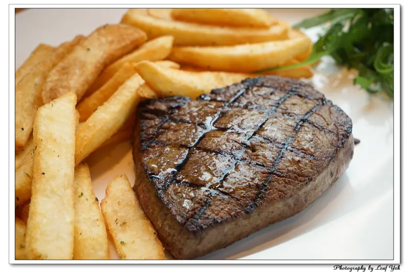 【台北】德州手工鮮切牛排  Texas Roadhouse(松高店)。美國連鎖鮮切牛排