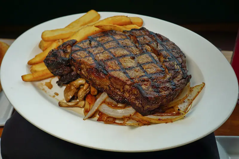 肉食主義者注意!! 24 Oz Super Size 牛排來襲, Texas Roadhouse德州鮮切牛排8月超級牛排月!!