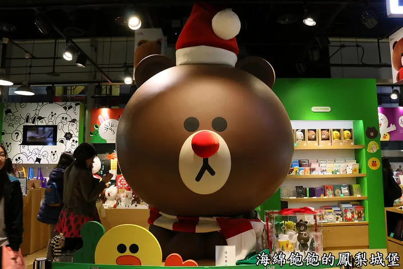 LINE FRIENDS STORE 微風松高店