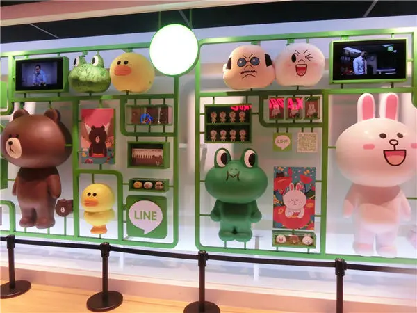 全台首間，全球第二家專賣可愛－LINE FRIENDS STORE旗艦店~附超強微風松高吃.玩懶人包!