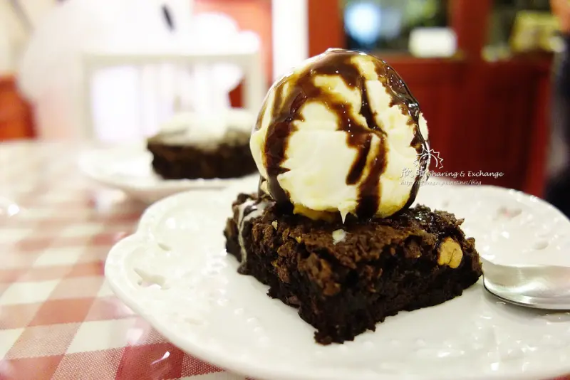 食。台北公館。cocoBrownies可可布朗尼+還不知道萬聖節要送什麼嗎？來這裡買平價甜點囉