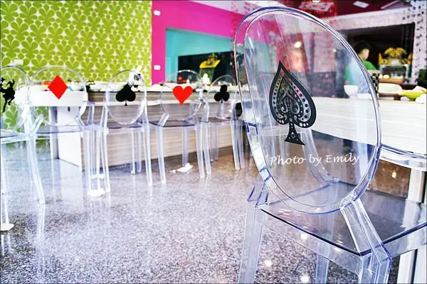 ╠埔里。食記╣賭掉、輸掉，不如吃掉！~☆菇霸鮮鍋(Good Bar)Casino餐廳︵(@￣︶￣@)︵