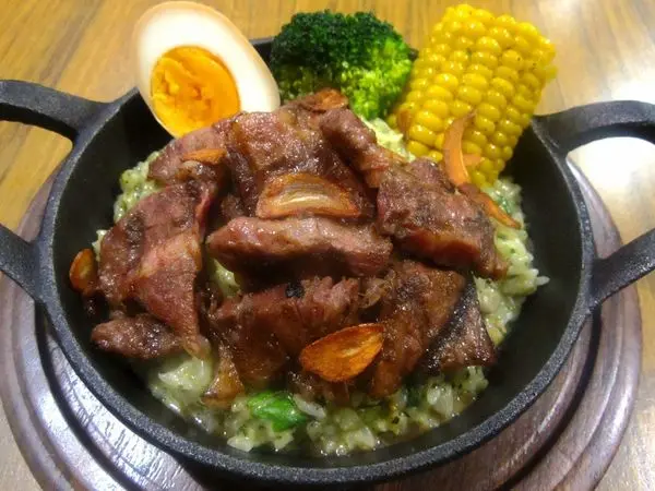 【內湖早午餐】義大利麵、燉飯、美式漢堡、三明治、下午茶餐點豐富份量多是歡樂聚餐好去處-the Chips內湖店