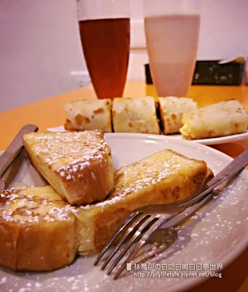 ▋捲餅咬鹿早午餐專賣。欸裡面不是包鹿肉 捲餅另有蹊翹▋