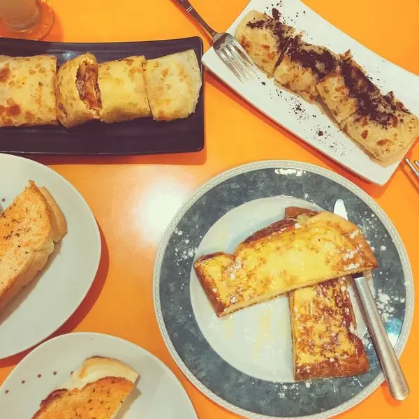 [台北中山美食] 捲餅咬鹿 早餐 鮮奶起司捲餅 法式吐司 飲品 初鹿鮮奶 行天宮附近